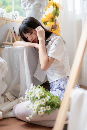 国精产品自偷偷拍在线观看